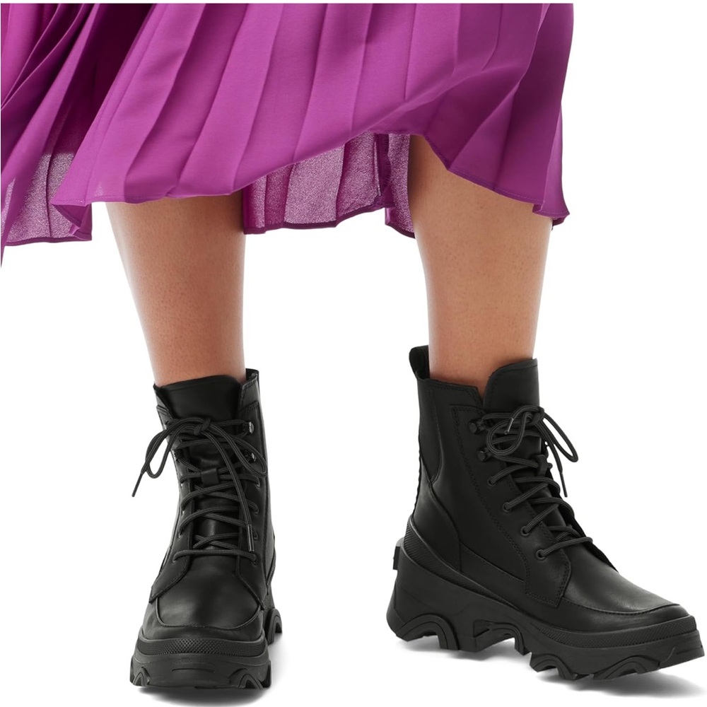 SOREL Brex Lugg Sole Lace Boots Black Size 9 NIB